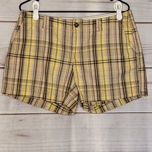 Old Navy Women’s Low-Rise Shorts Pastel Plaid Sz 8